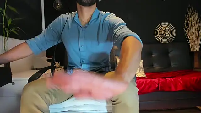 Snapshot of alessandro_wye chatting on October 11, 2025, 6:56 am alessandro wye online show from October 11, 2025, 6:56 am