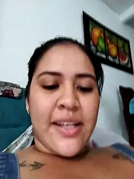 Snapshot of Miia_grand chatting on February 15, 2025, 10:10 pm Miia grand online show from February 15, 2025, 10:10 pm