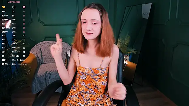 Snapshot of Dearly_kitty chatting on January 2, 2025, 1:40 pm Dearly kitty online show from January 2, 2025, 1:40 pm