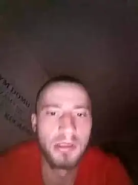 wariacik0024 online show from November 16, 2025, 9:42 pm