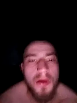 wariacik0024 online show from February 4, 2026, 1:11 am