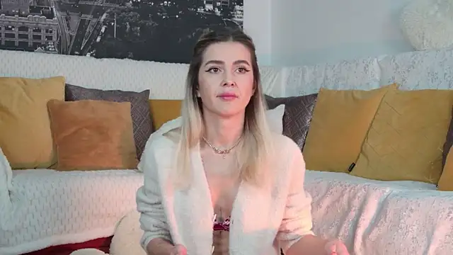 Sarah-Hart online show from December 19, 2025, 3:19 pm