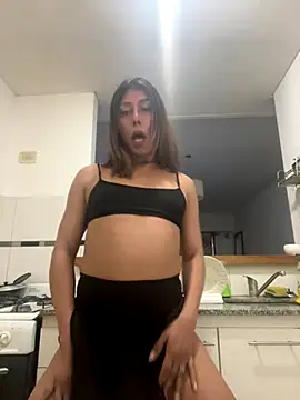 Snapshot of Yerucita chatting on December 2, 2025, 2:39 am Yerucita online show from December 2, 2025, 2:39 am