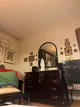 4n4l1zz4m1 online show from November 8, 2025, 11:47 pm