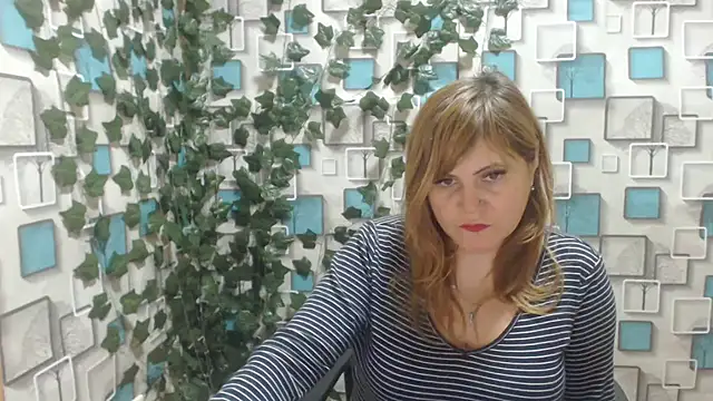 DaniellaKiss online show from February 10, 2025, 5:09 pm