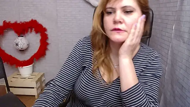 DaniellaKiss online show from February 11, 2025, 4:44 am