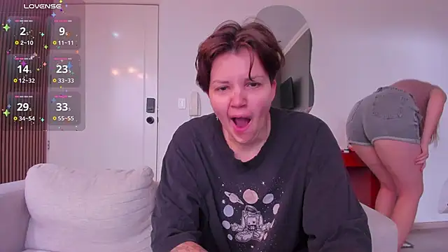 Snapshot of jessica_tenderly chatting on November 17, 2025, 12:44 pm jessica tenderly online show from November 17, 2025, 12:44 pm