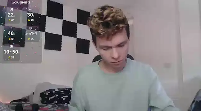 bryamado69 online show from February 27, 2025, 5:47 pm