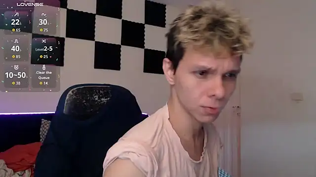 bryamado69 online show from October 5, 2025, 7:45 pm