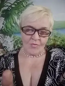 VioletSweet566 online show from December 6, 2024, 11:03 pm