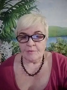 VioletSweet566 online show from March 15, 2025, 5:15 pm