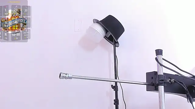 Antonellasmith00 online show from September 25, 2025, 1:59 pm