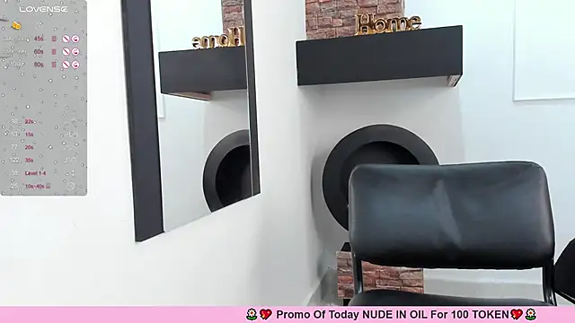 Snapshot of LenaRuiz_ chatting on February 1, 2025, 3:18 pm LenaRuiz online show from February 1, 2025, 3:18 pm