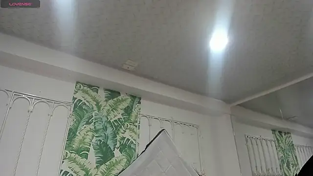  sharlotte777 online show from March 19, 2026, 2:54 pm