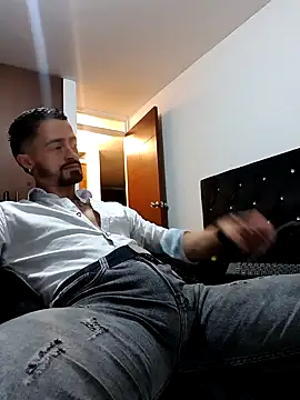 MAXIMUS MASTE3 online show from February 13, 2025, 2:45 am