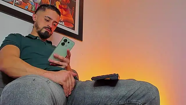 MAXIMUS MASTE3 online show from September 19, 2025, 7:58 pm