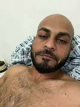 islandvybee55 online show from February 17, 2025, 3:15 am