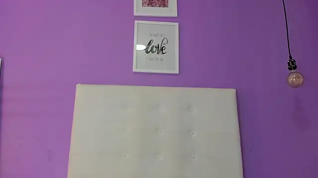 Snapshot of Charlotte11-11 chatting on February 11, 2026, 2:55 pm Charlotte11-11 online show from February 11, 2026, 2:55 pm