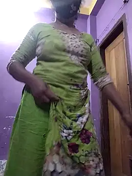 Koyel-Sen online show from November 4, 2025, 3:44 pm