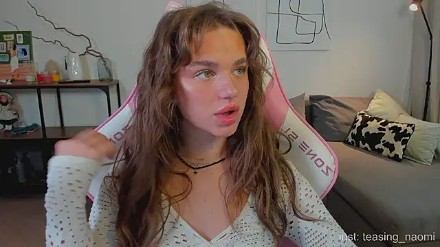 aesthetics  tease online show from March 20, 2026, 3:33 am