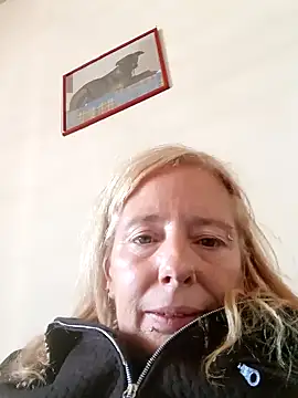 Ladykiss833 online show from April 22, 2026, 2:51 pm