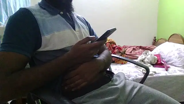 Snapshot of bangalorebulli chatting on November 7, 2025, 4:51 pm bangalorebulli online show from November 7, 2025, 4:51 pm