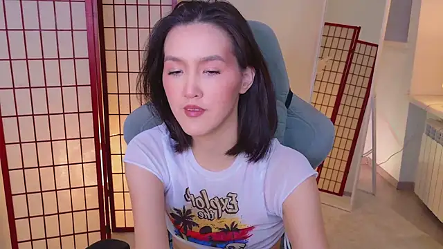 Snapshot of CarrieAmber chatting on April 25, 2026, 1:52 pm CarrieAmber online show from April 25, 2026, 1:52 pm