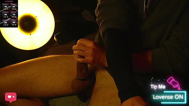 coupleofficial online show from April 2, 2026, 11:24 pm