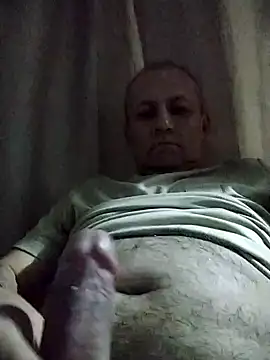 Snapshot of Escorpio66 chatting on February 6, 2025, 5:35 am Escorpio66 online show from February 6, 2025, 5:35 am