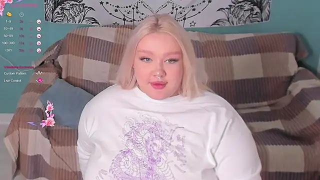 LilyBelll online show from December 9, 2024, 11:15 am