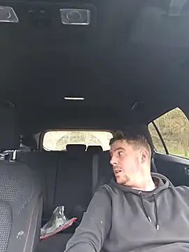 Snapshot of Titanhoott chatting on January 25, 2025, 11:02 am Titanhoott online show from January 25, 2025, 11:02 am