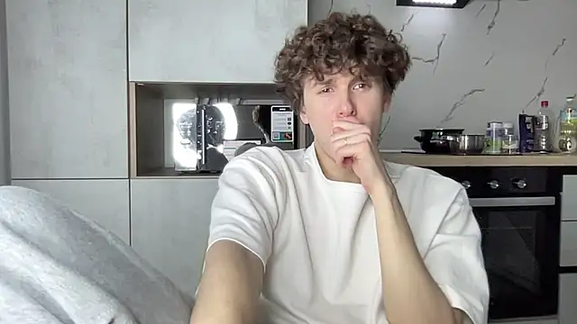 Snapshot of alyx_garden chatting on February 25, 2026, 11:31 am alyx garden online show from February 25, 2026, 11:31 am