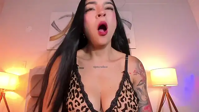 kimberlyycox online show from September 17, 2025, 9:27 pm