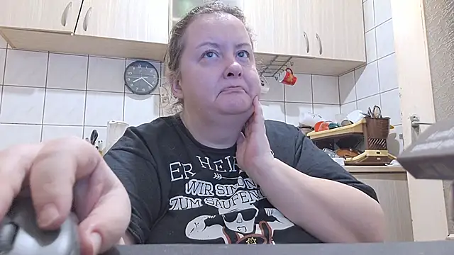 Snapshot of melissaBlessing chatting on January 22, 2025, 4:23 am melissaBlessing online show from January 22, 2025, 4:23 am