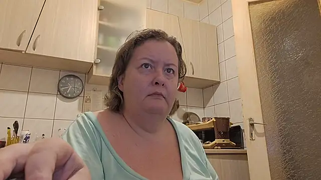 Snapshot of melissaBlessing chatting on September 18, 2025, 3:41 am melissaBlessing online show from September 18, 2025, 3:41 am