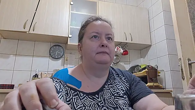 Snapshot of melissaBlessing chatting on February 14, 2026, 4:09 am melissaBlessing online show from February 14, 2026, 4:09 am