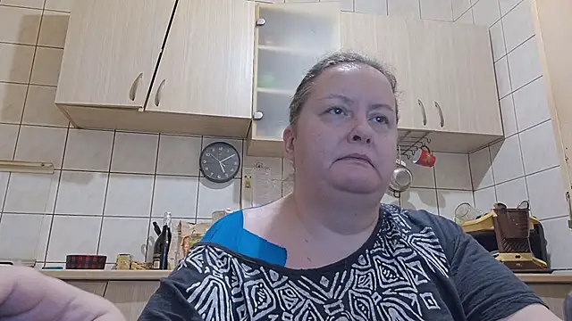 Snapshot of melissaBlessing chatting on February 16, 2026, 3:02 am melissaBlessing online show from February 16, 2026, 3:02 am