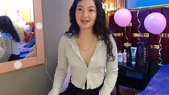 Snapshot of lilimini032 chatting on July 9, 2026, 9:08 pm lilimini032 online show from July 9, 2026, 9:08 pm