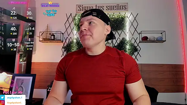 Angelgraham 1 online show from March 12, 2025, 5:17 pm