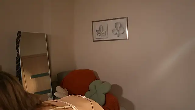 EnchantedIvy online show from March 15, 2026, 8:37 pm