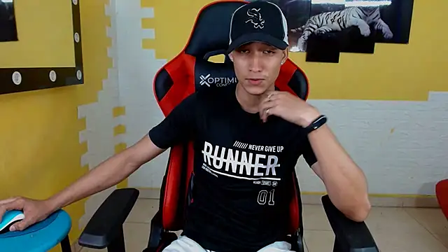 jose sexycumm online show from January 20, 2025, 8:07 pm