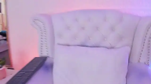 GabyPetit online show from March 5, 2026, 9:22 pm