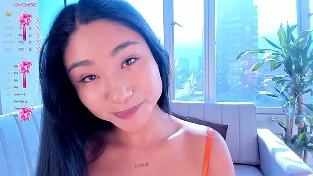 Snapshot of Megan_Lim chatting on January 17, 2025, 1:56 pm Megan Lim online show from January 17, 2025, 1:56 pm