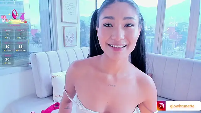 Snapshot of Megan_Lim chatting on March 1, 2025, 1:29 pm Megan Lim online show from March 1, 2025, 1:29 pm