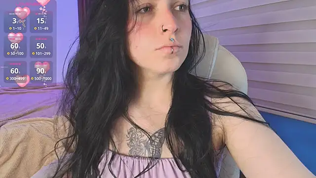 Lucy Smith2 online show from October 2, 2025, 7:43 pm