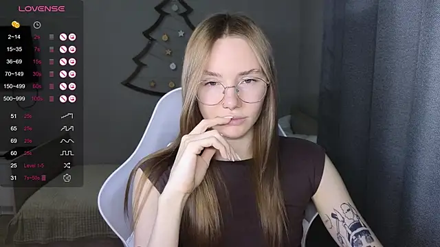 littlevildevil online show from January 12, 2026, 10:20 am