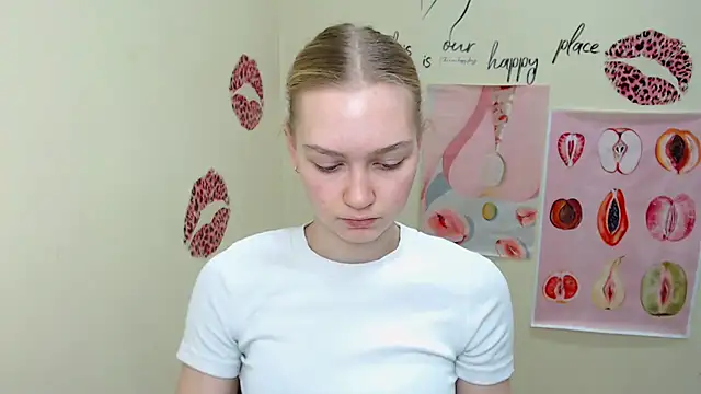 MademoiselleCl online show from February 4, 2025, 7:29 am