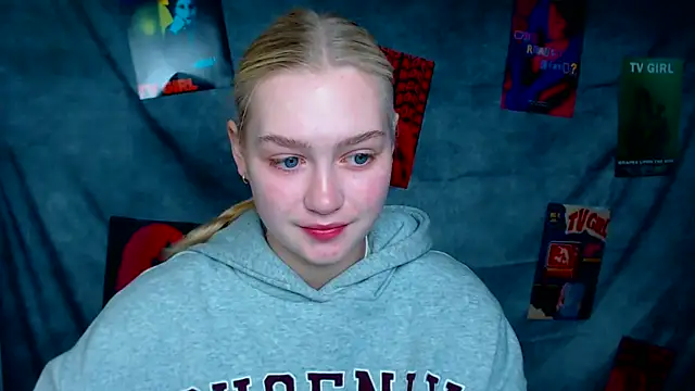 MademoiselleCl online show from October 17, 2025, 6:16 am