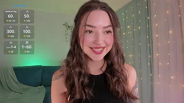 Snapshot of Oh_My_Dianee chatting on May 11, 2026, 8:53 am Oh My Dianee online show from May 11, 2026, 8:53 am