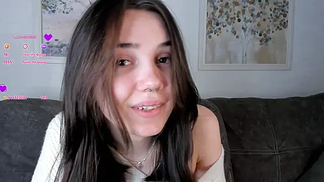 GillianDowdey online show from January 31, 2025, 4:47 am